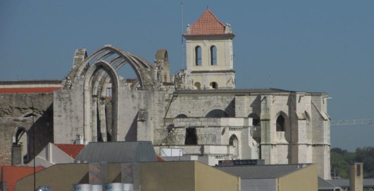 visitar lisboa y hacer turismo